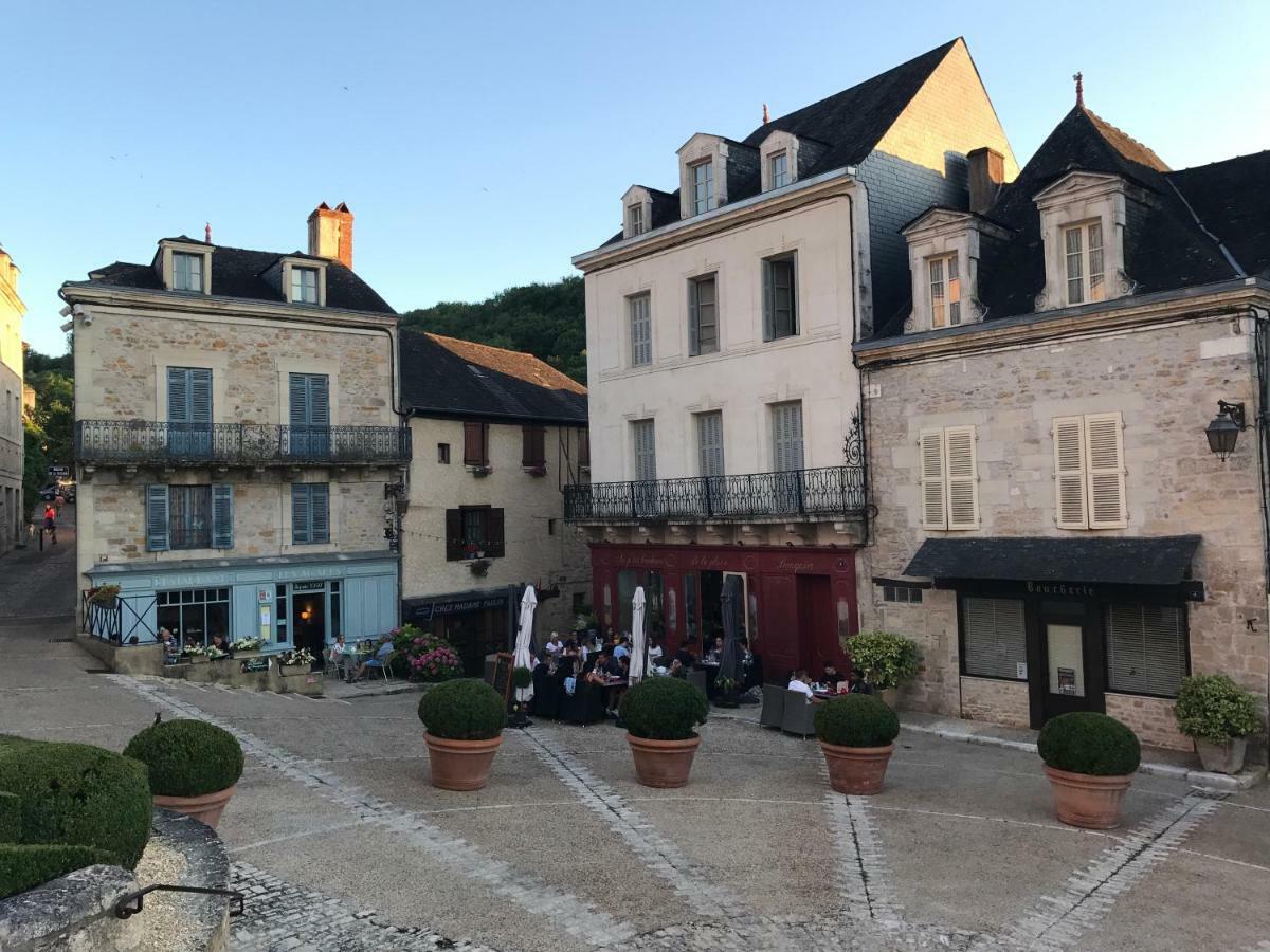Les Maisons Du Perigord Terrasson Eksteriør billede