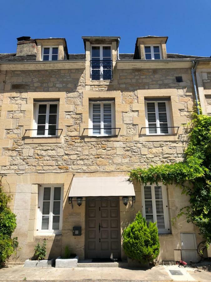 Les Maisons Du Perigord Terrasson Eksteriør billede